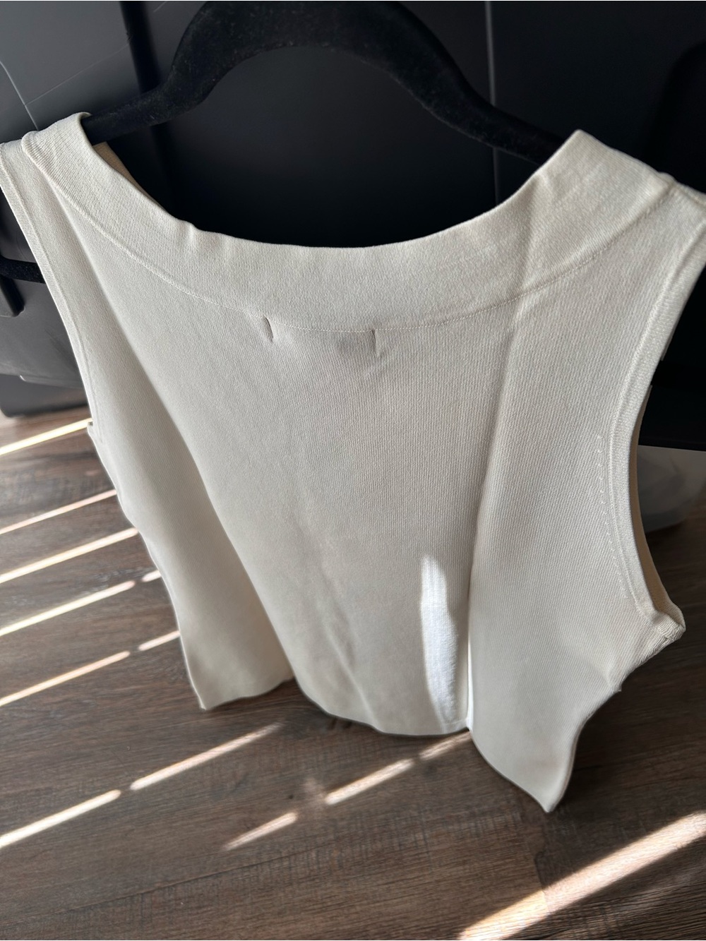 dressbarn Cream Sleeveless Crewneck Tank